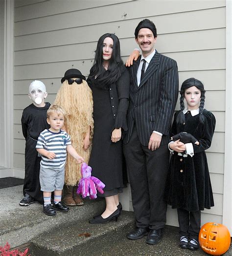 addams family costume